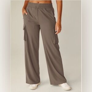 Beyond Yoga City Chic Cargo Pant Wide Leg in Dunee Color Women's Size XL